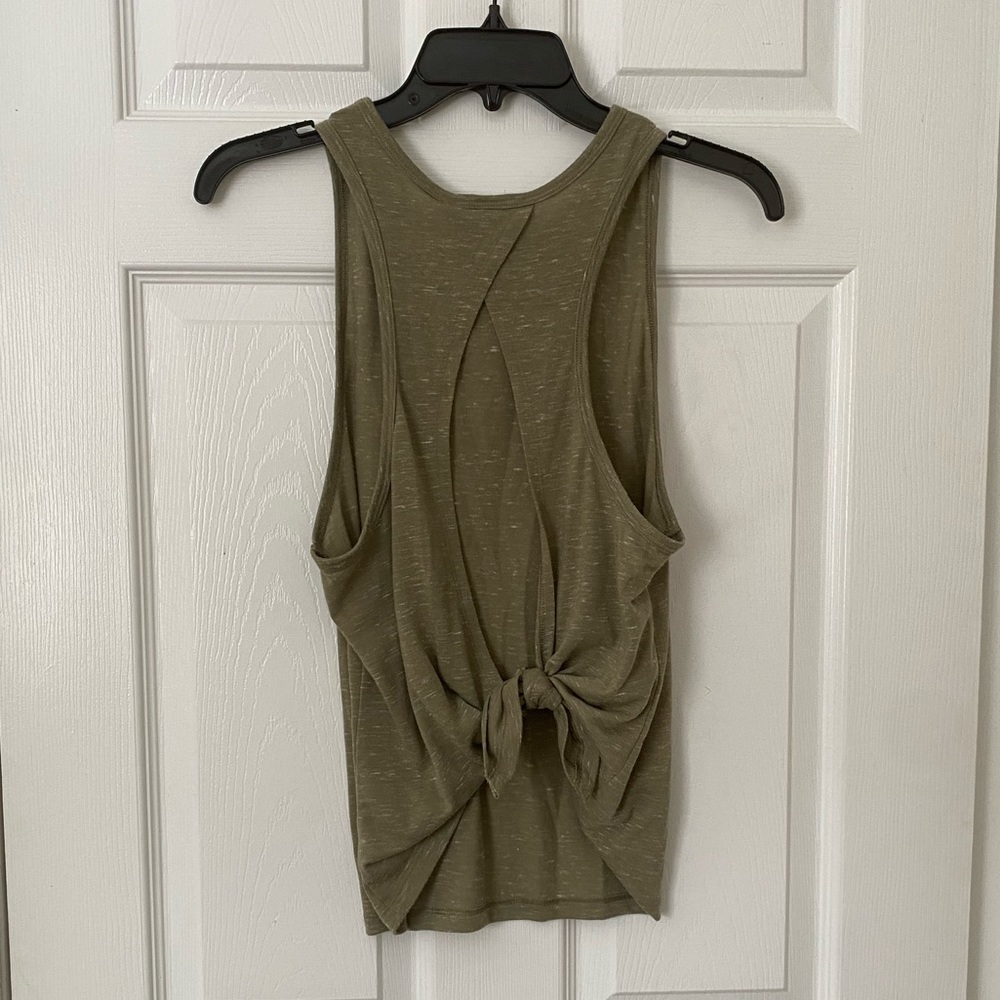 Victoria's Secret Sport Workout Backless Muscle Tank